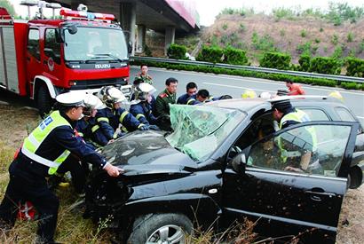 青蘭高速事故最新全面報道消息更新